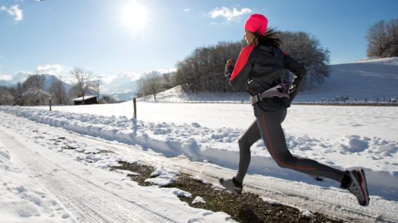 Wintermodus: Die 14 besten Tipps fürs Biken im Winter / Bild: Salomon / Christopher Sjostrom