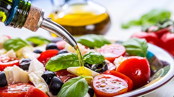 Gefahr fürs Herz: 5 Tipps gegen Bluthochdruck / Bild: iStock / MarianVejcik Gefahr fürs Herz: 5 Tipps gegen Bluthochdruck / Bild: iStock / MarianVejcik