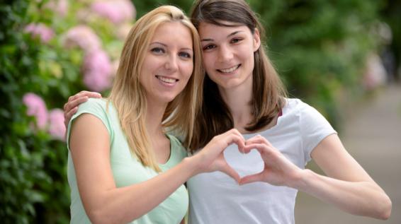 30 Minuten täglich: Die gesundheitlichen Benefits von Spaziergängen / Bild: iStock / mangostock 30 Minuten täglich: Die gesundheitlichen Benefits von Spaziergängen / Bild: iStock / mangostock