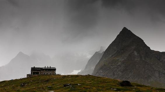 Gewitter in den Bergen – was tun? / Bild: iStock / A-G-N-I