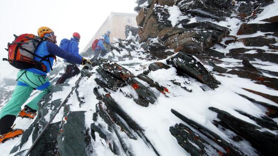 Die richtige Ausrüstung für Hochtouren / Bild: Herbert Raffalt