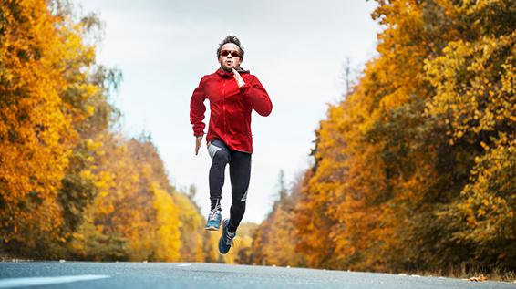 4 Tricks, um noch länger zu laufen / Bild: iStock / mihtiander 4 Tricks, um noch länger zu laufen / Bild: iStock / mihtiander