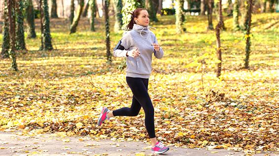 4 Tricks, um noch länger zu laufen / Bild: iStock / Zoran Zeremski 4 Tricks, um noch länger zu laufen / Bild: iStock / Zoran Zeremski