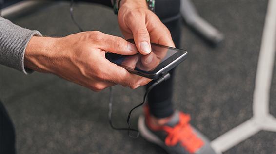 Warum Smartphones und Laufsport nicht zusammenpassen / Bild: iStock / emiliozv
