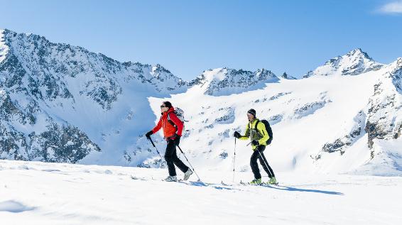 Skitourengehen: 8 Tipps zu Planung, Aufstieg und Abfahrt / Bild: Naturfreunde Österreich / Hermann Erber Skitourengehen: 8 Tipps zu Planung, Aufstieg und Abfahrt / Bild: Naturfreunde Österreich / Hermann Erber