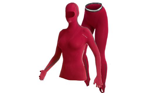 Im Schaufenster: 10 Skiunterwäsche-Sets im Vergleich / Bild: Falke Im Schaufenster: 10 Skiunterwäsche-Sets im Vergleich / Bild: Falke