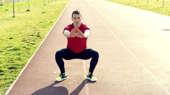 Verletzungsfrei laufen – so geht's! / Bild: iStock verletzungsfrei laufen schmerzfrei muskeln beine lauf krafttraining