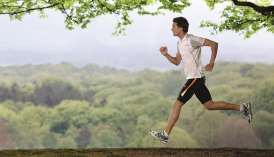 In 7 Schritten vom Jogger zum Läufer / Bild: Asics Der Unterschied: In 7 Schritten vom Jogger zum Läufer