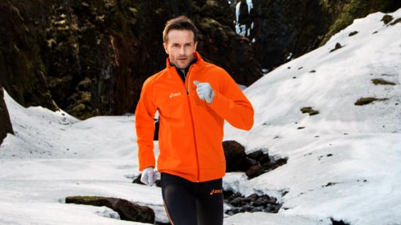 Wintermodus: Die 15 besten Tipps fürs Laufen im Winter / Bild: Asics