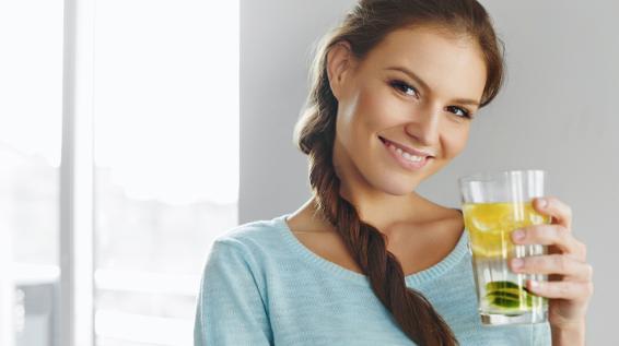 5 Energie-Tricks: So überwindest du die Wintermüdigkeit / Bild: iStock / puhhha 5 Energie-Tricks: So überwindest du die Wintermüdigkeit / Bild: iStock / puhhha