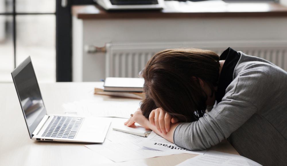 Nachmittagstief im Büro