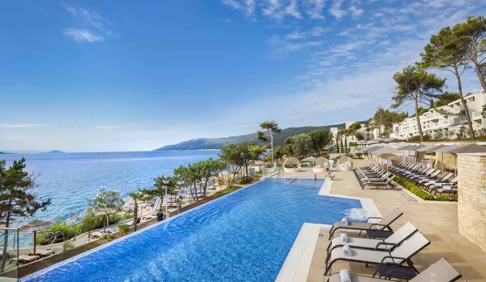 Ruhe und Action im Küstenparadies – Valamar Collection Girandella Resort