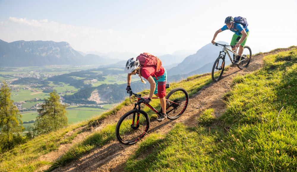 Luft und Liebe: Wie gemeinsames Biken deine Beziehung aufpeppt