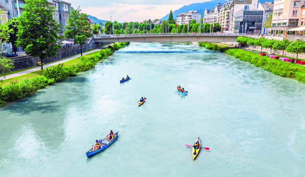 Aktiv am See in Kärnten: mit Board und Yogamatte