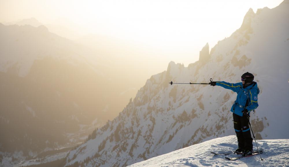 Improve your skills: Audi bietet dir wertvolle Experten-Tipps rund ums Thema Skitourengehen
