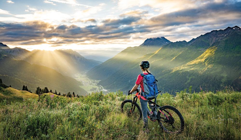 Sportlich aktiv durch den Bergsommer – in St. Anton am Arlberg