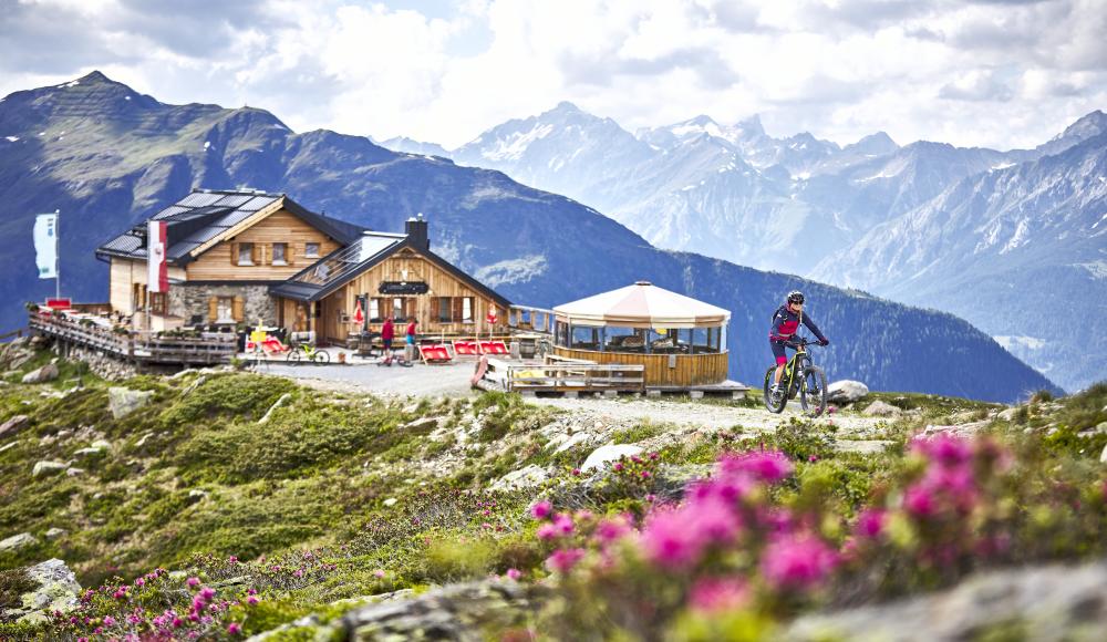 Gewinne eMTB-Wochenende in der Premiumpartnerregion Paznaun-Ischgl 