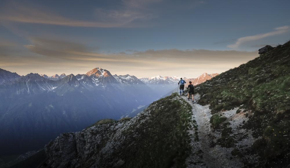 Stubai Ultratrail 2021: Hutter siegt in Rekordzeit auf dem Stubaier Gletscher