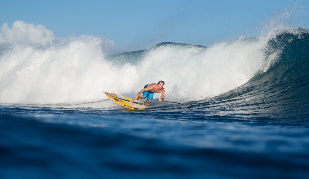 Ozeanriese: Surf-Legende Robby Naish im Interview