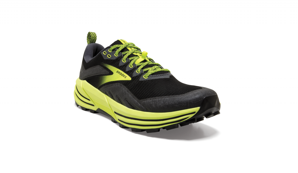 Steine, Schlamm, harte Trails? Lauf' deinen Weg mit dem Cascadia 16 von Brooks!