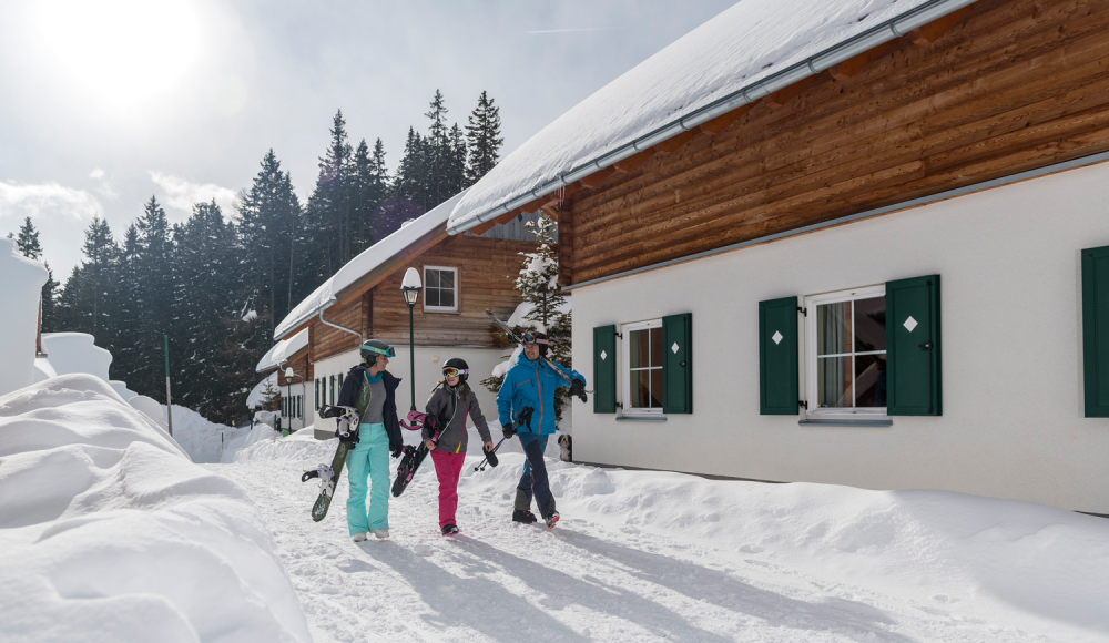 Der weiße Wintertraum: Echter Skispaß im Ferienpark