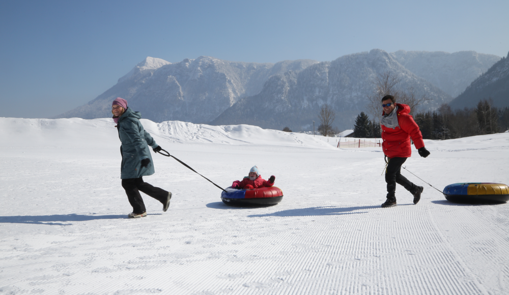 Zauberwelt aus Schnee und Eis: Im bayrischen Inzell aktiv oder entspannt den Winter spüren