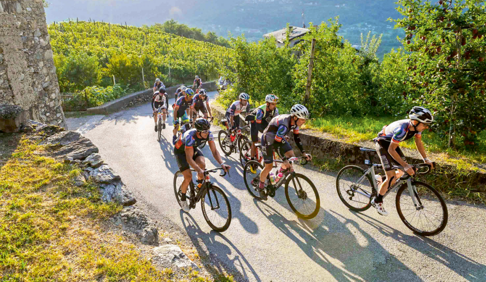 König Stelvio diktiert die Mode: Die richtige Radbekleidung für die richtige Temperaturzone