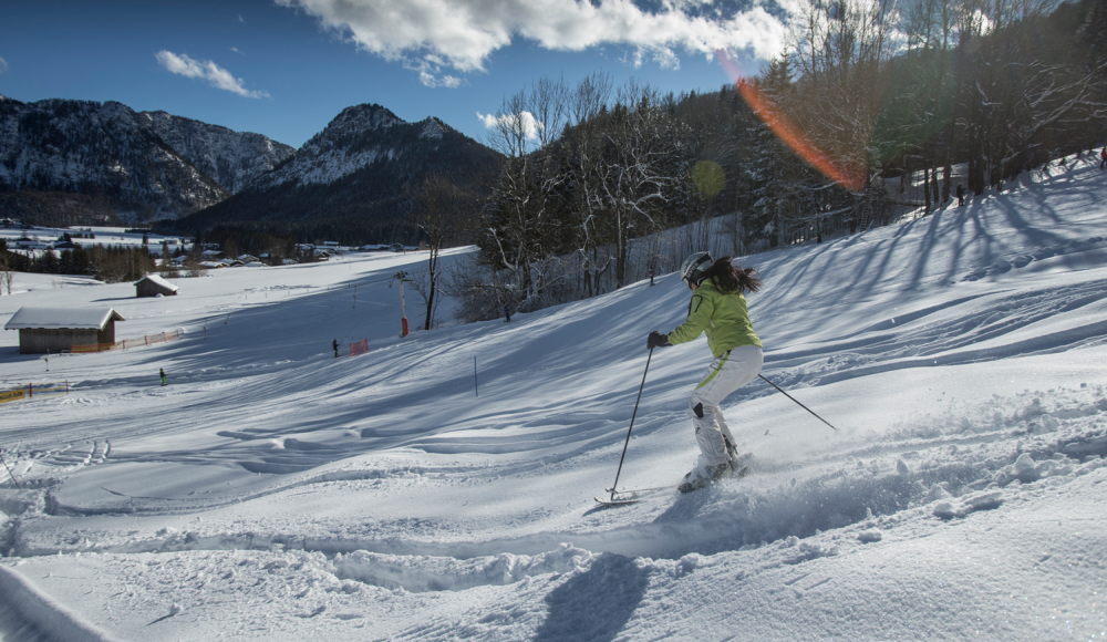 Zauberwelt aus Schnee und Eis: Im bayrischen Inzell aktiv oder entspannt den Winter spüren