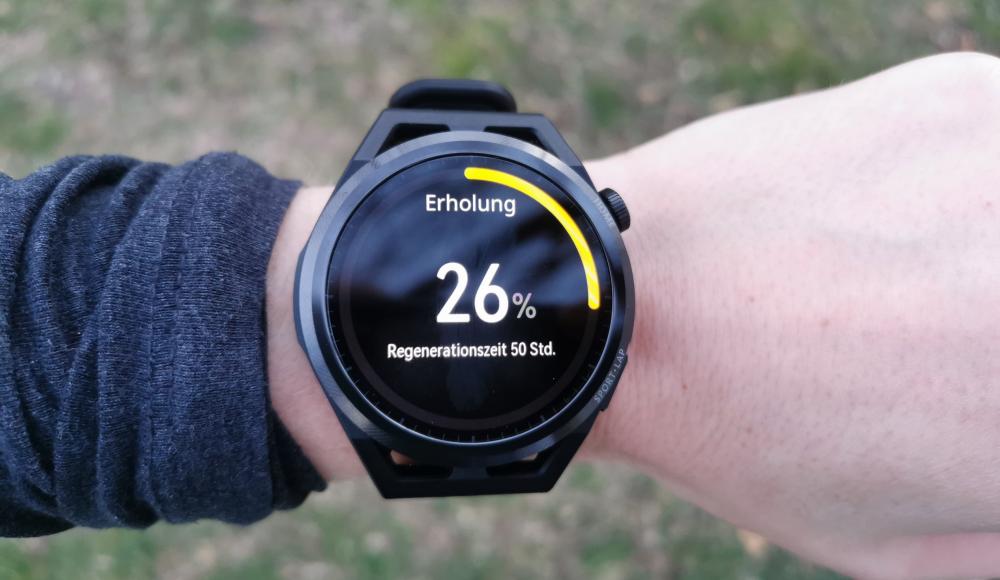 Die neue Huawei Watch GT Runner lässt deine Laufmotivation erblühen