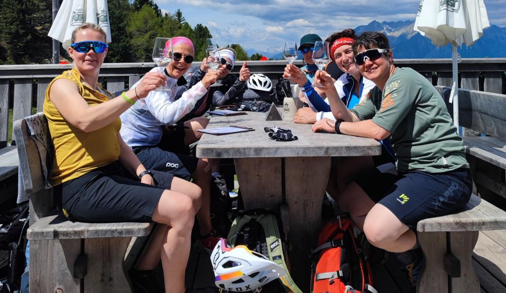 Impressionen vom SPORTaktiv E-Mountainbike Women Camp in Südtirol 2022