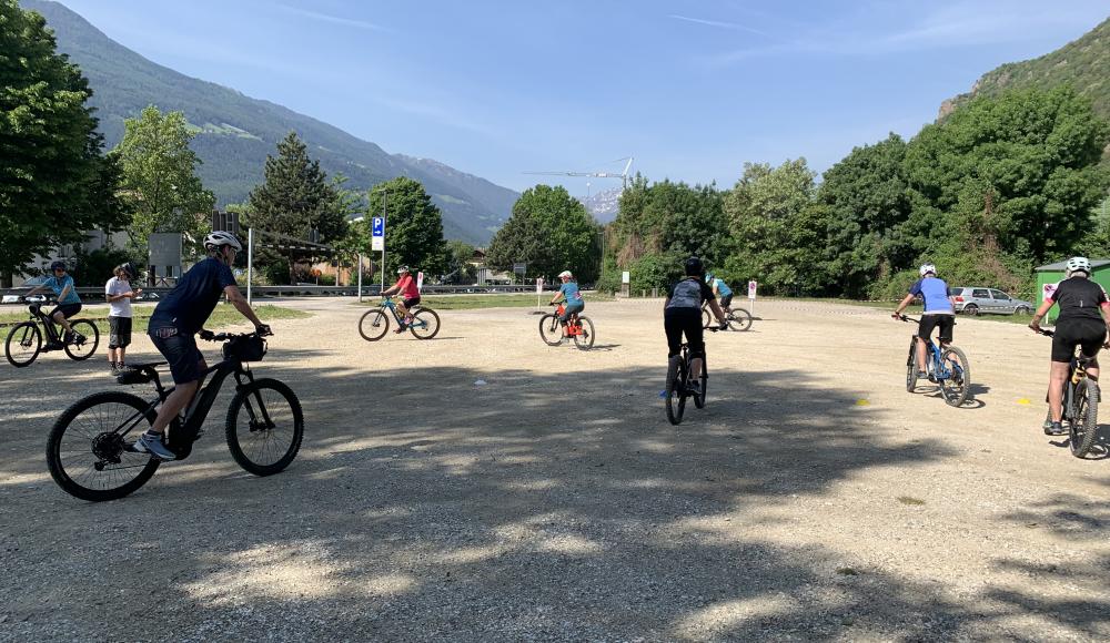 SPORTaktiv E-Mountainbike Women Camp