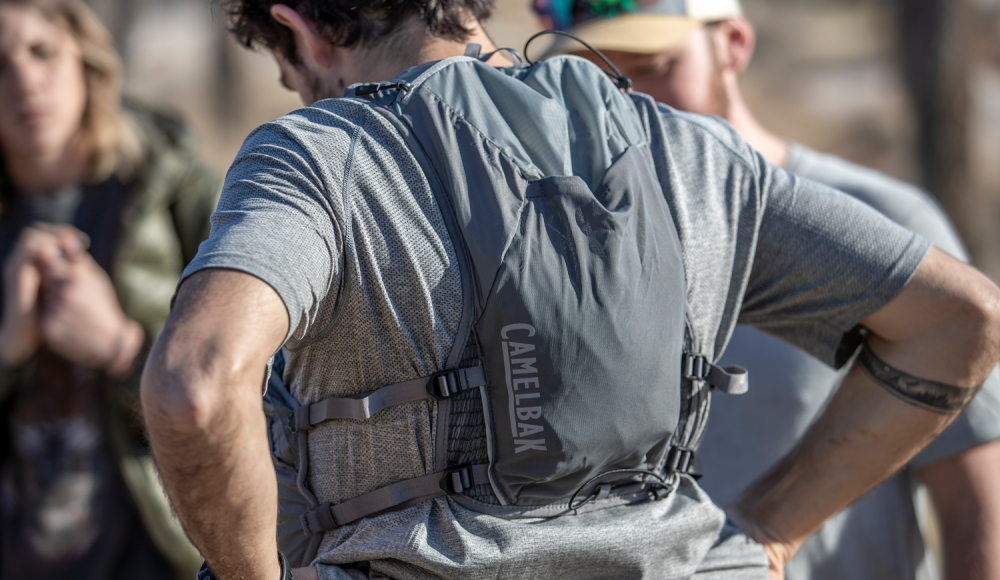 Got your back: die Zephyr und Ultra Pro Trinkwesten von Camelbak