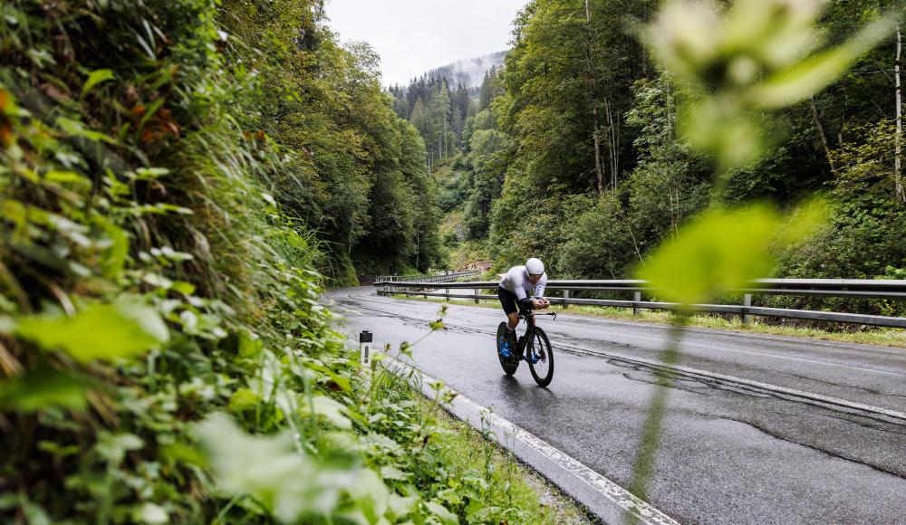 10. Jubiläum des Ironman 70.3 in Zell am See-Kaprun: Lokalmatador Lukas Hollaus holt 3. Platz sowie den Staatsmeister Titel