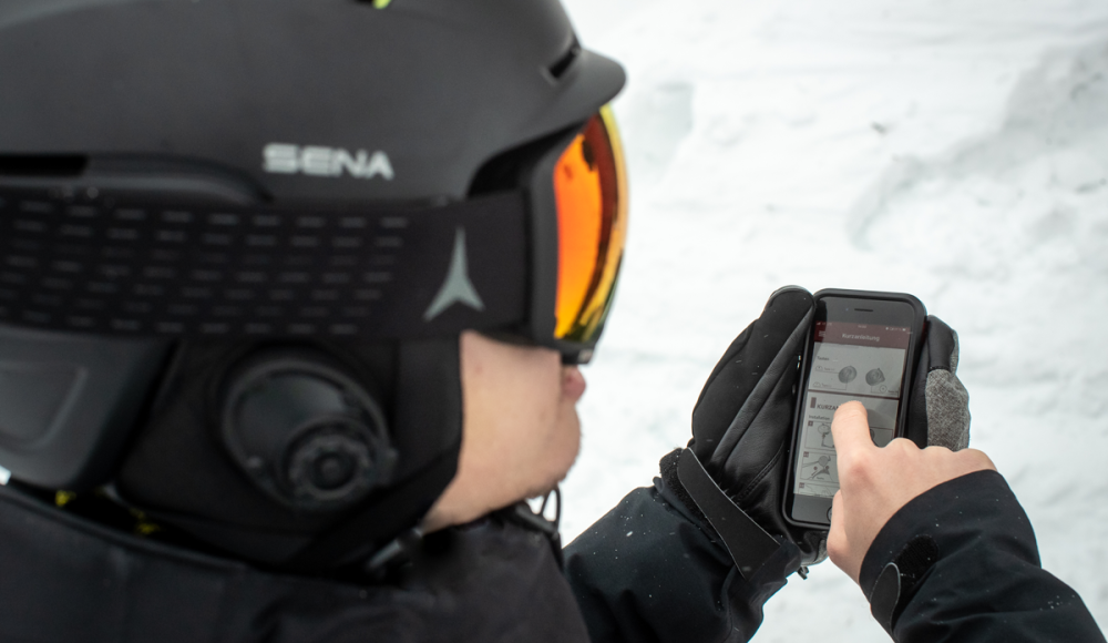 Latitude S1 von Sena – der Skihelm mit integriertem Kommunikationssystem