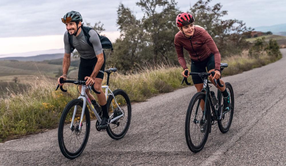 Abus: der neue PowerDome-Fahrradhelm für alle Wege