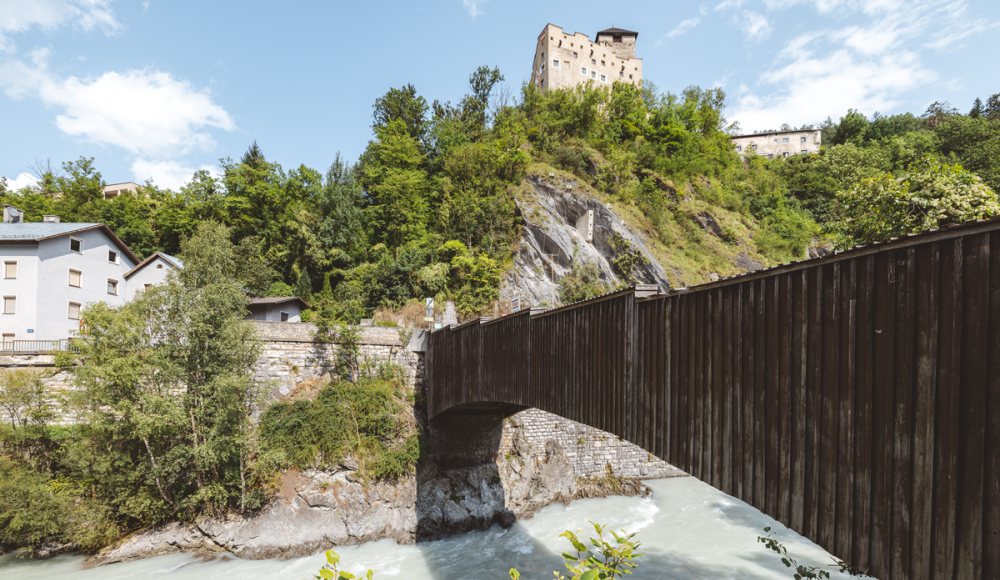 Herrschaftliche Aussichten auf dem Tiroler Burgenweg