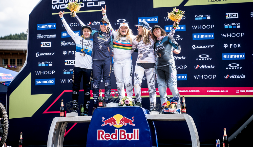 Österreichischer Doppelsieg beim Heimweltcup: Höll und Kolb gewinnen UCI Mountainbike Downhill Weltcup in Leogang 