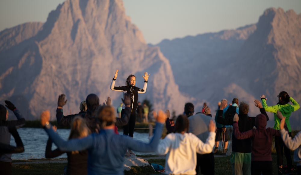 Gewinnspiel: Wir verlosen ein Freundinnen-Yoga-Wochenende in der Urlaubsregion Pyhrn-Priel