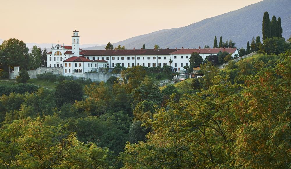 Ober- und unterirdisch ein Genuss: SPORTaktiv unterwegs im Vipava-Tal und der Karstregion