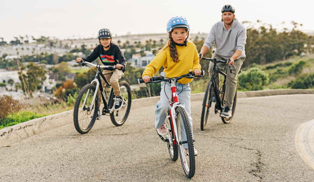 Magische Zeit am Bike: Wie Familien-Radtouren Kinder begeistern