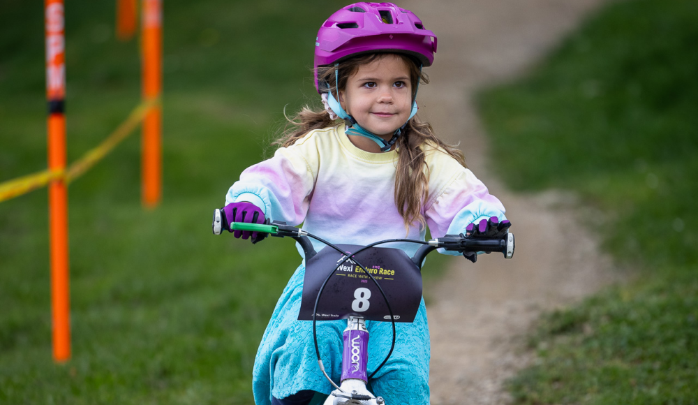170 Kinder am Start des Mountainbike Rennens in St. Corona am Wechsel