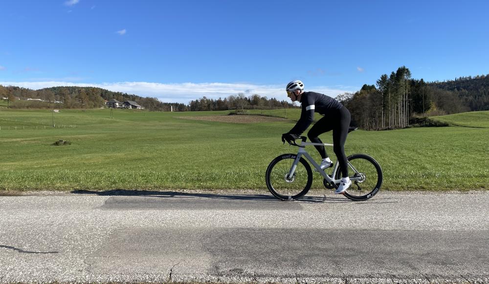 Rakete auf zwei Rädern: das FOCUS IZALCO 9.8 im SPORTaktiv Praxistest