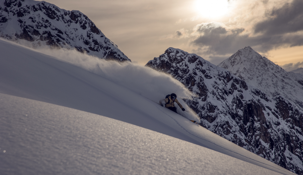 Hochfügen & SPORTaktiv verlosen 100 Stück 1+1 Tagesskipässe für das Skigebiet Hochfügen im Tiroler Zillertal!