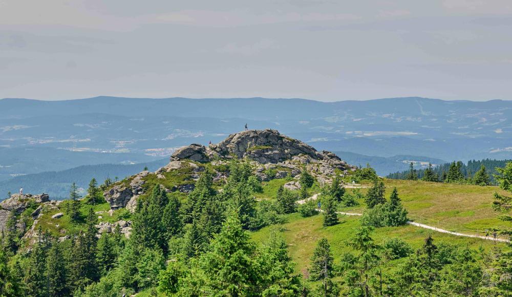 40 Kilometer rund um Bodenmais: Anmeldestart zur diesjährigen „Herausforderung“, dem großen Wanderevent am 13. Juli 2024