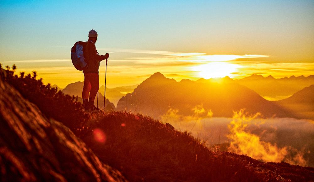 Aufbruch in die Wandersaison: Worauf es beim Materialcheck vor der ersten Tour zu achten gilt