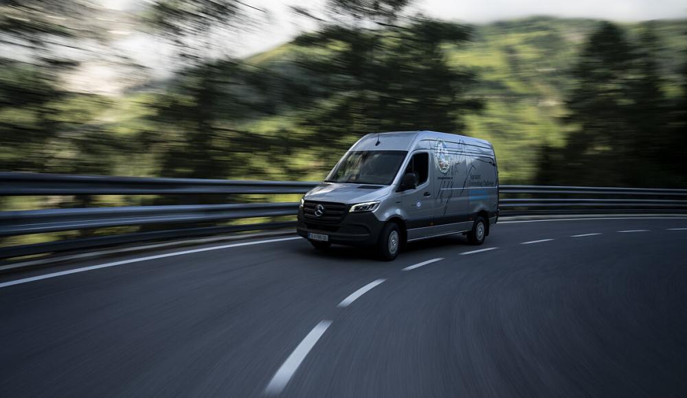 eSprinter bezwingt den Großglockner: Mercedes-Benz meistert die Everesting Challenge mit einer Batterieladung