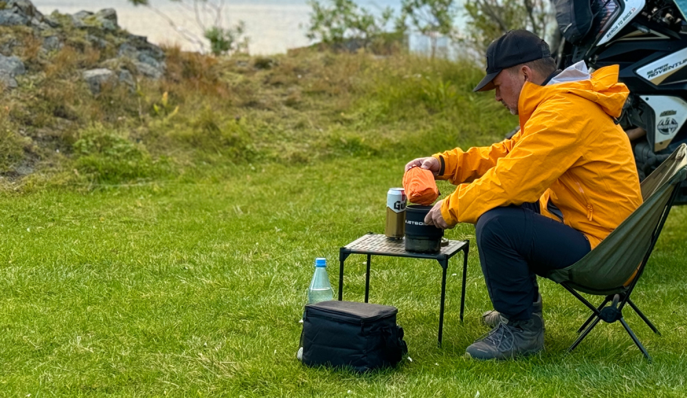 GEWINNSPIEL DER WOCHE – mit Snowline Camping: Weniger schleppen. Mehr erleben