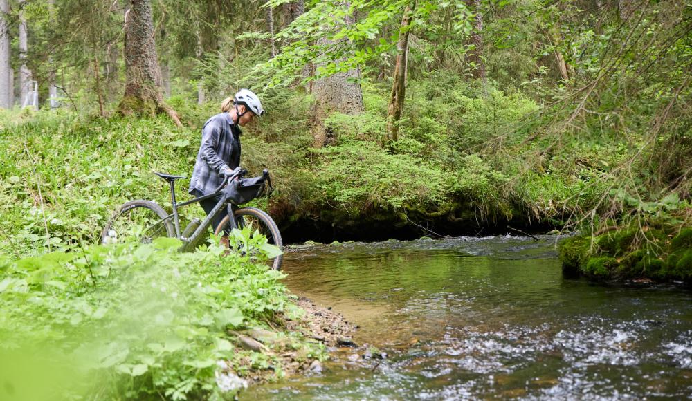 Gravelbiken im Bayerischen Wald: Genussradfahren auf dem Grünen Dach Europas