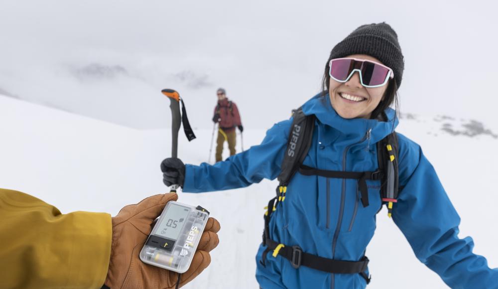 Das beste LVS-Gerät für 2025? Das neue PIEPS MINI IPS im Check