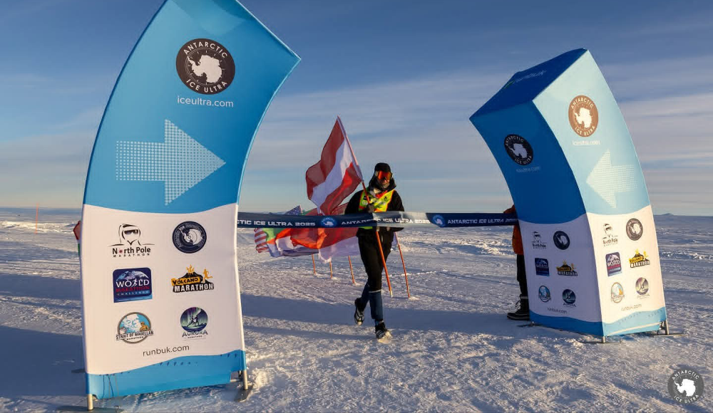 Mit Peeroton an der Spitze: Rainer Predl bezwingt 100 km Antarktis